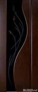 Дверь шпонированная. Модель Магия, венге, стекло чёрное. Со скидкой 70%